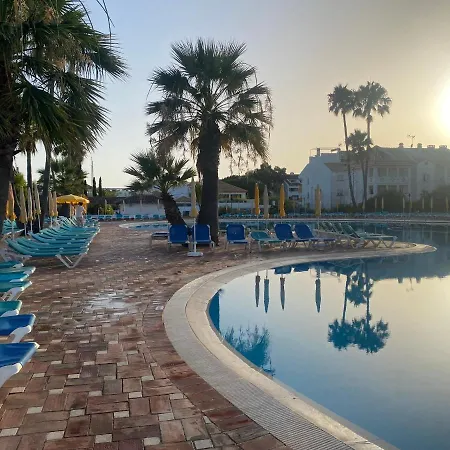 House Golden Club פארק נופש *