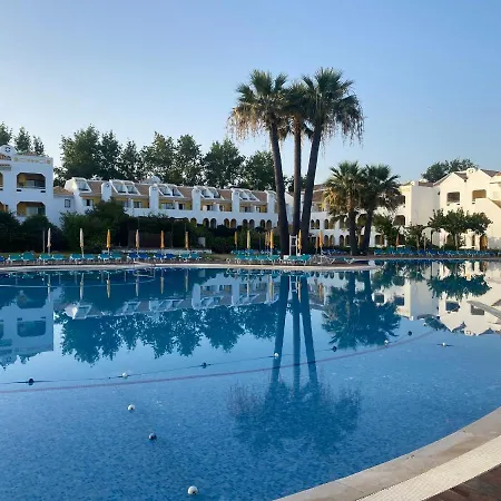 House Golden Club Kompleks wypoczynkowy